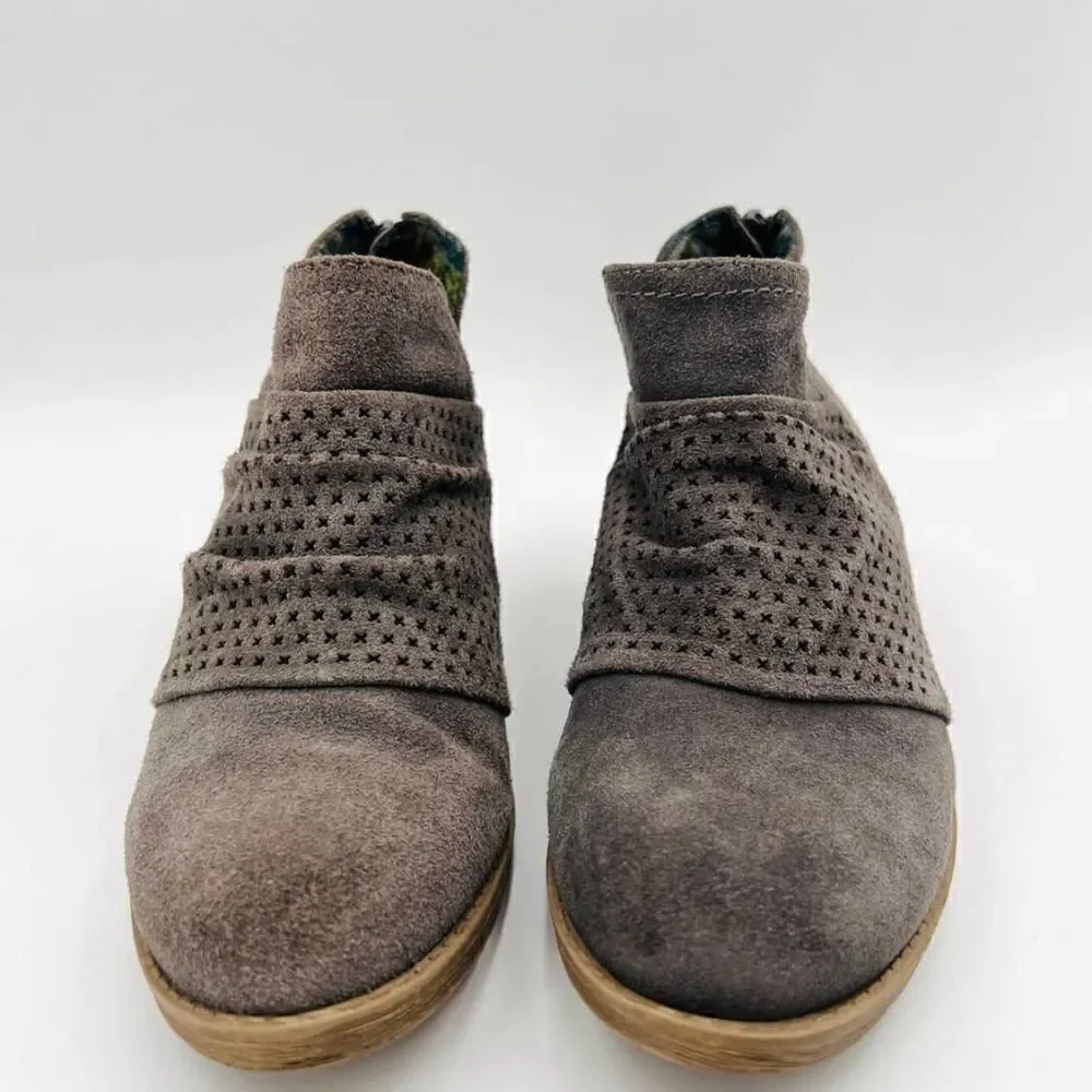 EARTH ORIGINS Women's Oakland Amanda Ankle Bootie Grey Suede Size 7